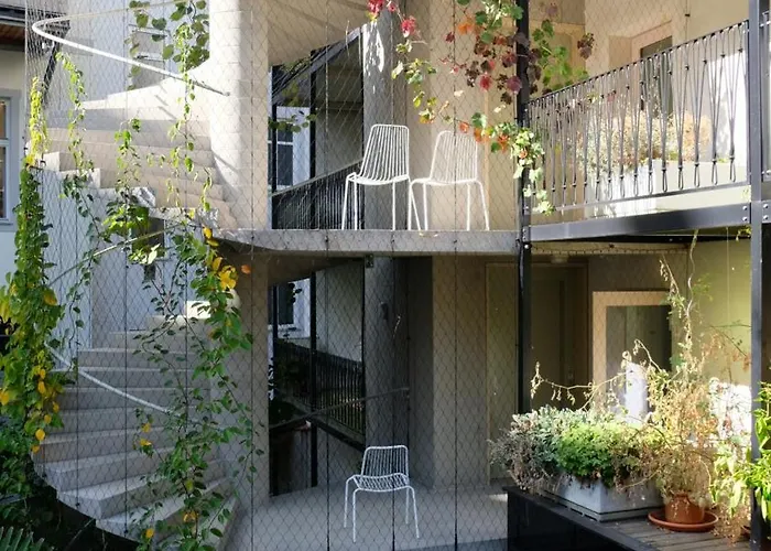 Charmantes Im Herzen Von *